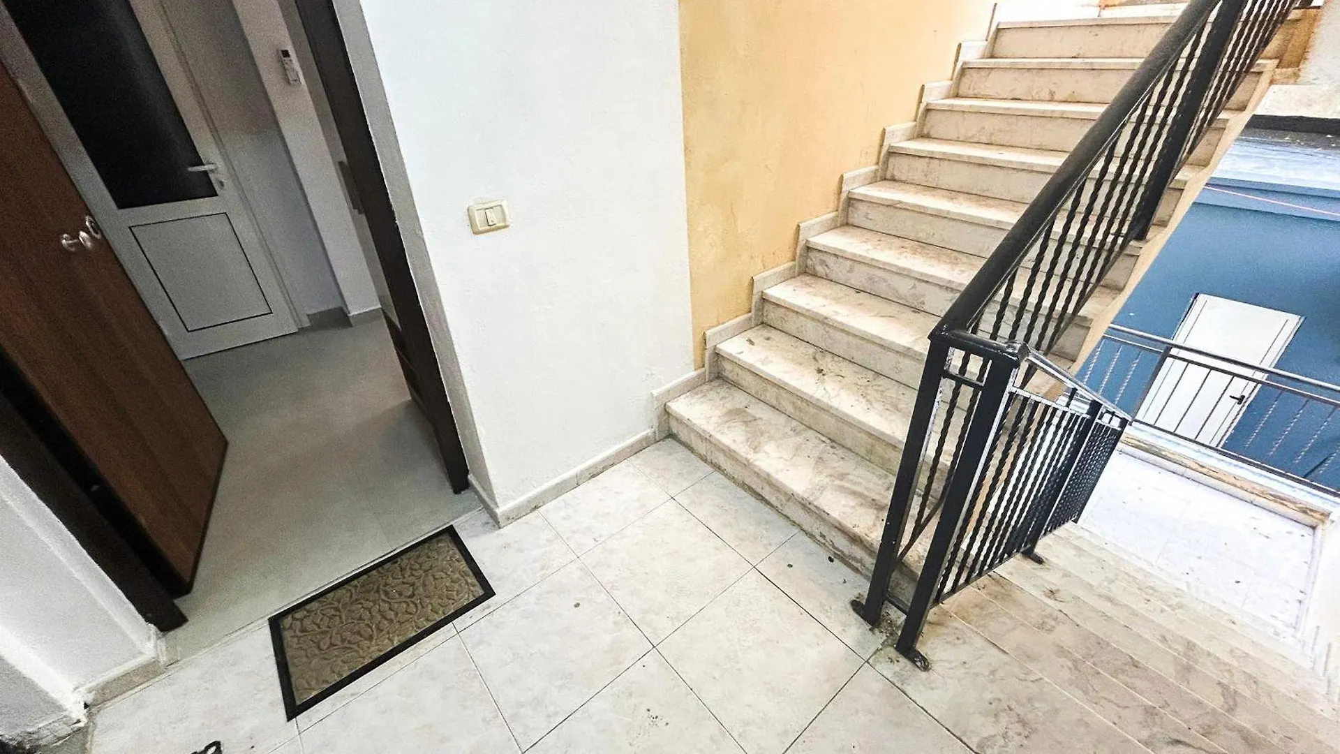 Cinco Apartment 1398 Durrës Albanien