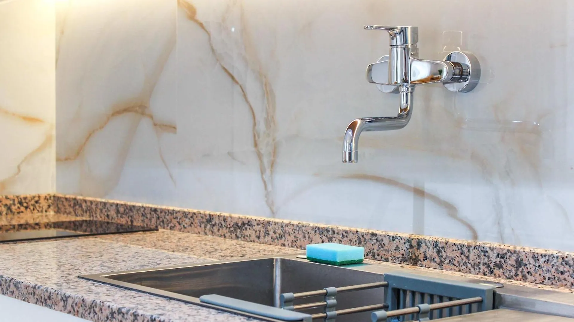 Cinco Apartment 1398 Dıraç