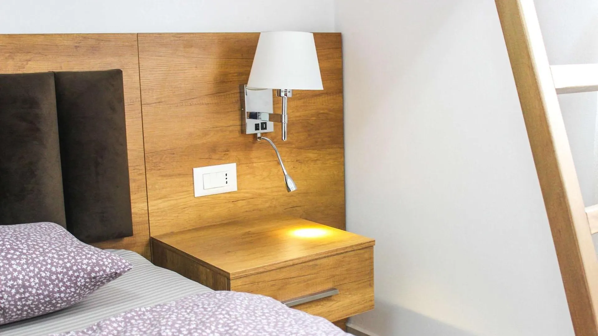 Cinco Apartment 1398 Dıraç Arnavutluk